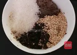 Illustration of how to make osmanthus sugar, sesame and prune buns 2