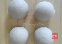 Illustration of how to make milky red date and rose steamed buns 8