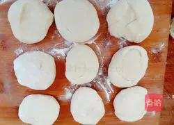 Illustration of how to make colorful pies 4