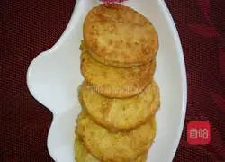 Illustration of how to make egg steamed bun slices 6