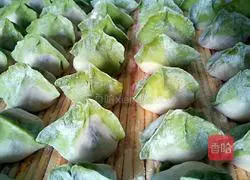 Illustration of how to make Jade Kidney Bean Meat Dumplings 8