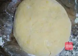 Illustration of how to make pumpkin steamed buns 9