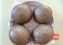 Illustration of how to make black sesame and brown sugar steamed buns 13