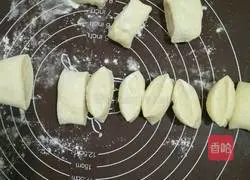 Yam Illustration of how to make milk-flavored steamed buns 6