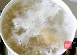 Illustration of how to make pork and carrot wontons 11