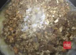 Illustration of how to make mixed rice 6