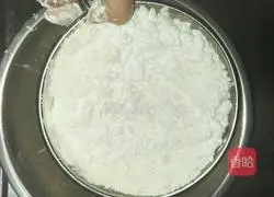 Illustration of how to make Wangzai steamed buns 1