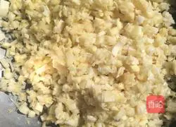 Illustration of how to make bamboo shoots, fungus and pork dumplings 2