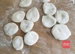 Illustration of making dumplings stuffed with melon, pepper and meat 13