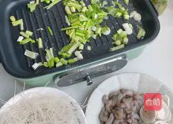 Fried Illustration of how to make rice noodles 2