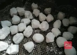 Illustration of how to make whistle dumplings 9