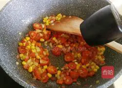 Illustration of how to make bacon and vegetable baked rice 7