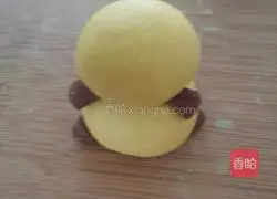 Illustration of how to make tiger steamed buns 4