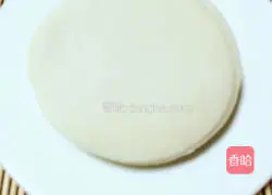 Illustration of how to make dumplings stuffed with chives and fresh meat 7