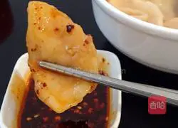 Illustration of how to make pork dumplings 15