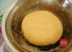 Illustration of how to make two-color hydrangea steamed buns 5