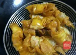 Illustration of how to make fried wontons 13