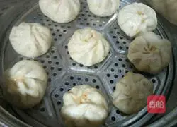 Illustration of how to make fresh meat buns 20