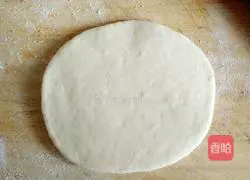 Illustration of how to make leek and egg pie 4