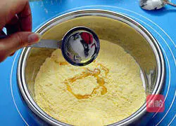 Illustration of how to make burritos 3