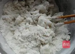 Illustration of how to make hot scallion pancakes 1