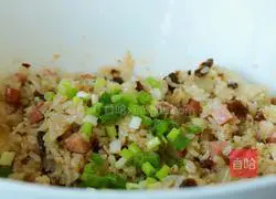 Illustration of how to make fried rice with mushroom sauce 7