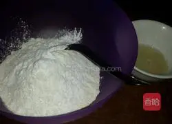 Illustration of how to make raw embryo steamed buns 1