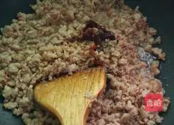 Illustration of how to make pork buns with pickles and vegetables 5