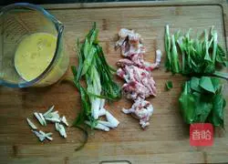 Illustration of how to make bacon fried noodles 2