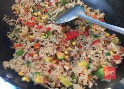 Avocado of Illustration of how to make fried rice with mixed fruits and vegetables 10