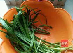 Illustration of how to make steamed buns with shredded radish and sea rice 3