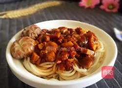 Illustration of how to make mushroom and beef noodles 12