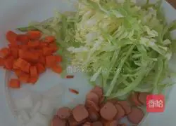 Illustration of how to make spicy cabbage fried rice 2