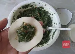 Illustration of how to make shepherd's purse dumplings 13