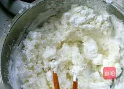 Illustration of how to make dumplings stuffed with chives and shrimps 7