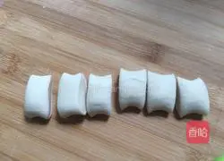 Pipi Shrimp Illustration of how to make stuffed dumplings 14