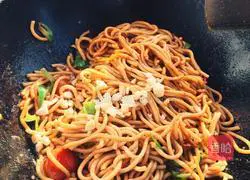 Illustration of 3-minute home-style fried noodles 6