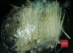 Baby noodles recipe illustration 6