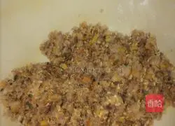 Illustration of how to make handmade glutinous rice balls 1