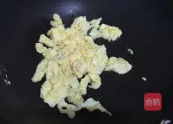 Illustration of how to make curry fried rice 5