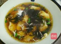 Illustration of how to make seaweed and shrimp skin wontons 6