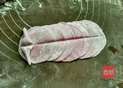 Illustration of how to make rose steamed buns 10