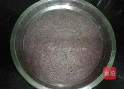 Illustration of how to make black rice noodles steamed buns 4