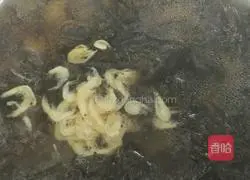 Illustration of how to make wontons in clear soup 8