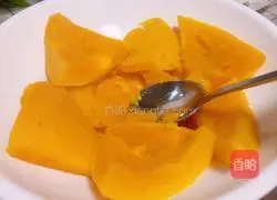 Pumpkin Purple Illustration of how to make sweet potato glutinous rice cakes 5