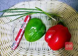 Illustration of how to make colorful pepper fried rice 4