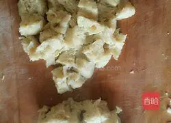 Illustration of how to mix bean sprouts with gluten 2