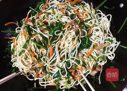 Illustration of how to make fried noodles 11