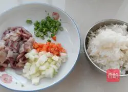 Illustration of how to make squid fried rice 1