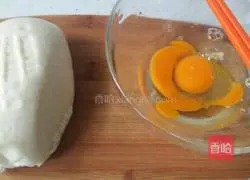 Illustration of how to make fried old noodle steamed buns 1